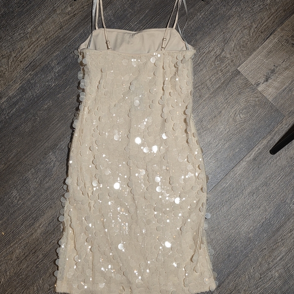 Kenneth Cole Dresses & Skirts - Kenneth Cole New York Oyster Sequin Mini Dress Size M Ivory Cream Disco Party